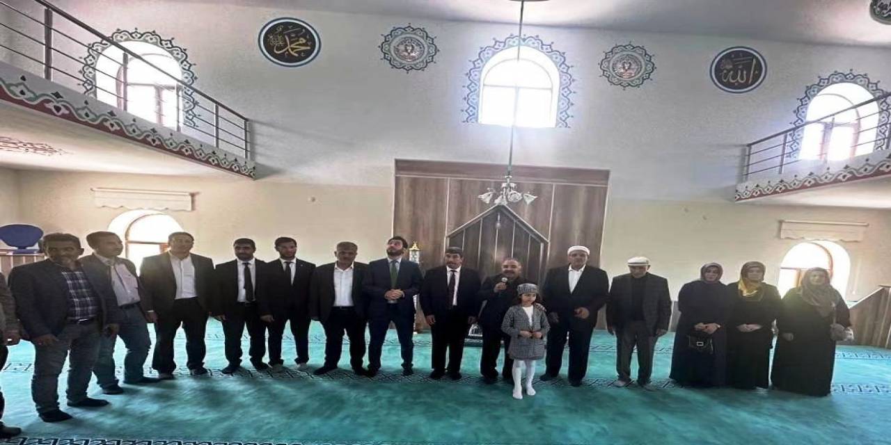 Hazret-i İbrahim Camii Dualarla İbadete Açıldı