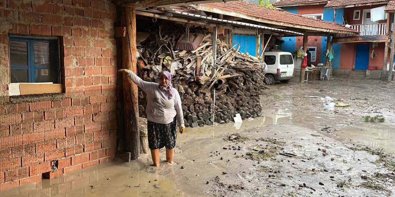 Başkan Tepe: "benim Çocukluğum Buralarda Geçti, Böyle Bir Yağış Ve Sel Görmedim”