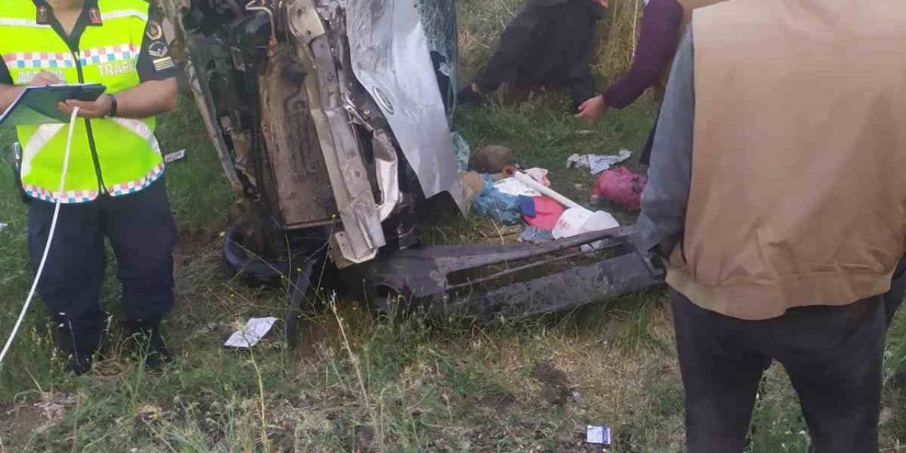 Diyarbakır’da Hatalı Sollama Kazaya Neden Oldu: 1’i Ağır 6 Yaralı