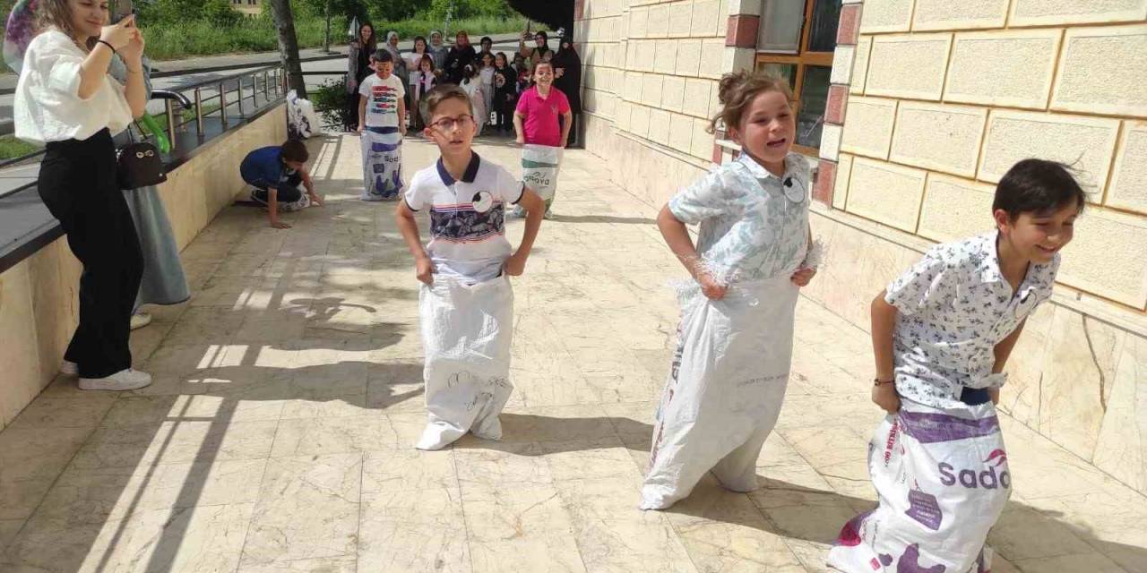 Kur’an Kursu Öğrencileri Gönüllerince Eğlendi
