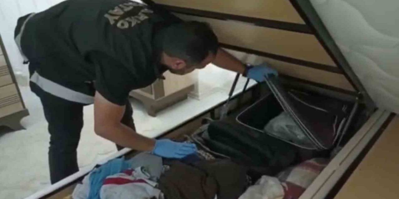 Hatay’da 14 Bin 400 Adet Uyuşturucu Hap Ele Geçirildi