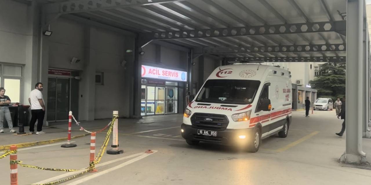 Depremde 30 Yakınını Kaybeden Uzman Hekim Görev Yaptığı Bursa’da Vefat Etti