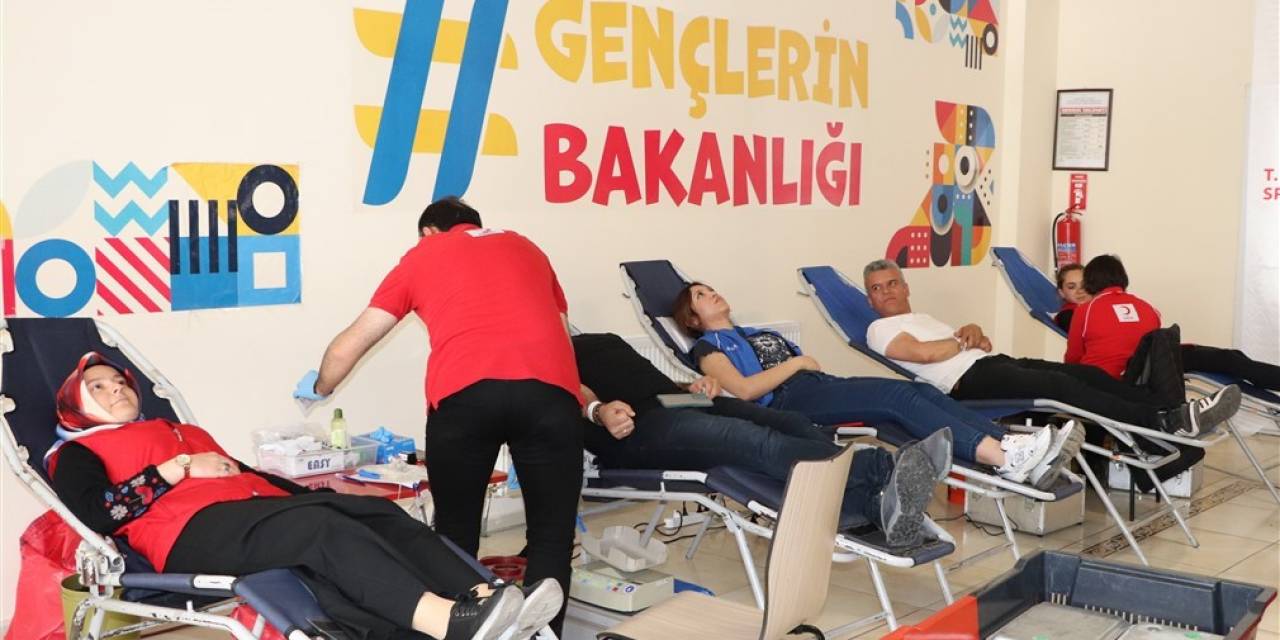 Karaman Gsim’den “iyi Ki Varsın Kan Dostum” Kampanyasına Destek