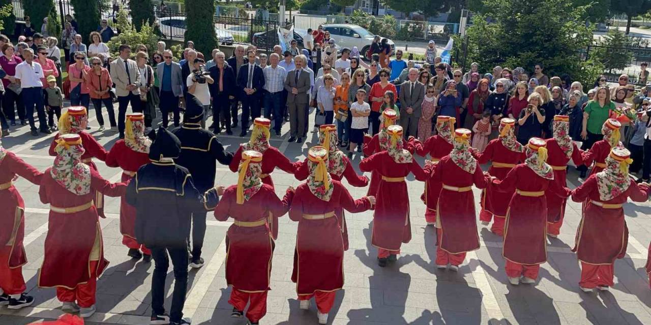 Çaycuma’da ‘hayat Boyu Öğrenme Haftası’ Kutlandı