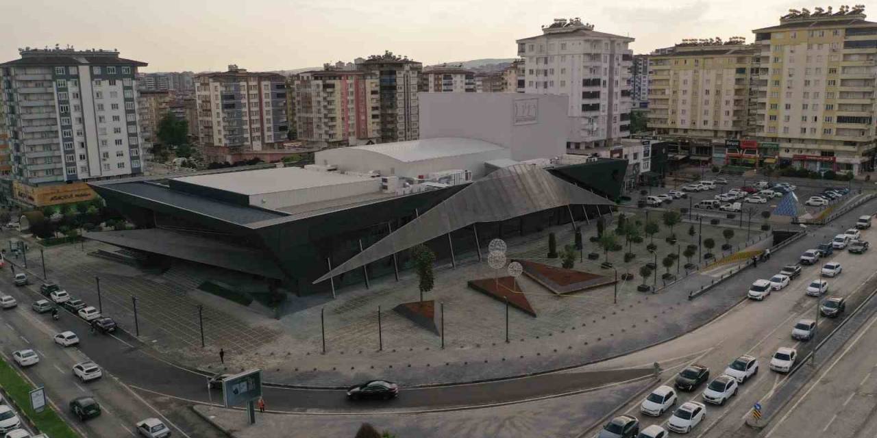 Meclis Üyeleri, D.t. Şehitkamil Sahnesi’ni İnceledi