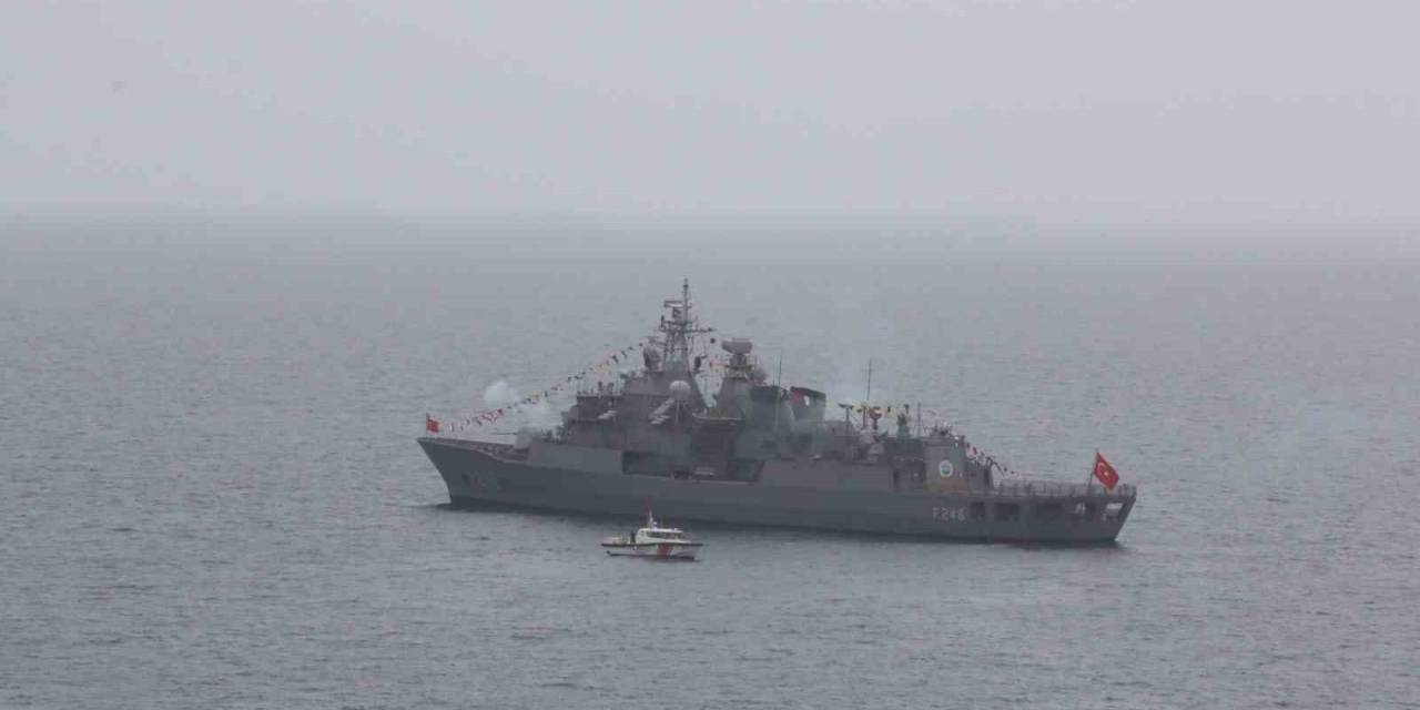 Cumhurbaşkanı Erdoğan’ın Göreve Başlamasıyla 101 Pare Top Atışı Gerçekleştirildi