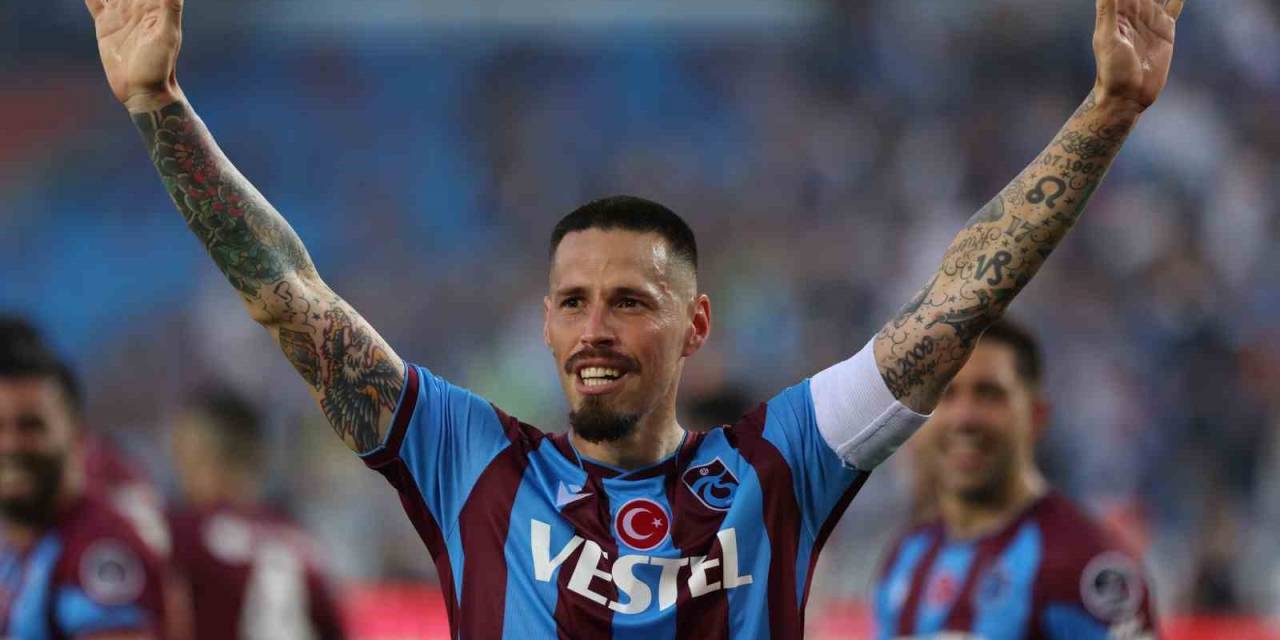 Spor Toto Süper Lig: Trabzonspor: 4 - Alanyaspor: 1 (ilk Yarı)