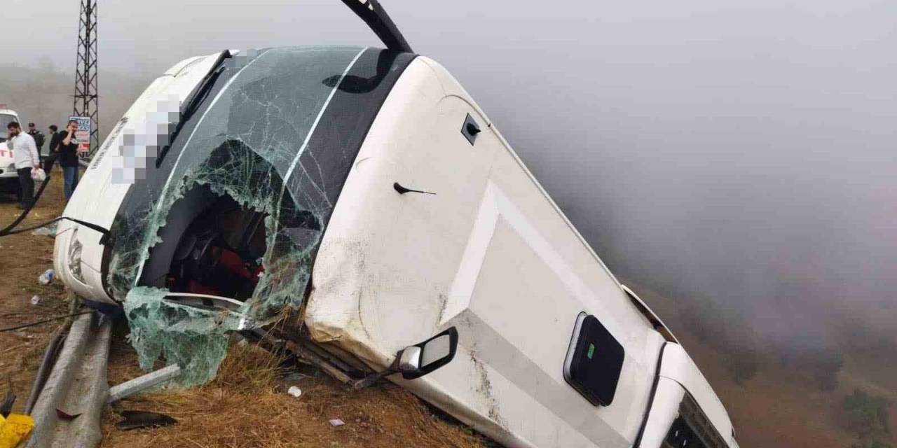 Mersin’de Yolcu Otobüsü Uçuruma Devrildi: 1 Ölü, 14 Yaralı