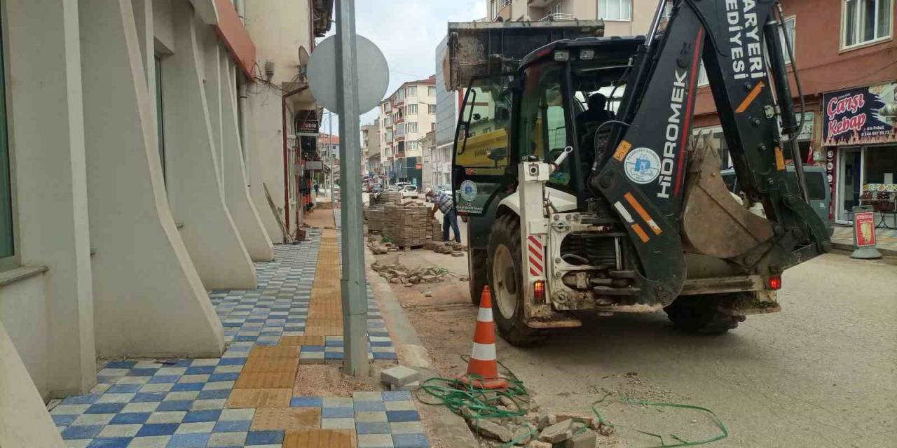 Pazaryeri’nde Üst Yapı Çalışmaları Aralıksız Sürüyor