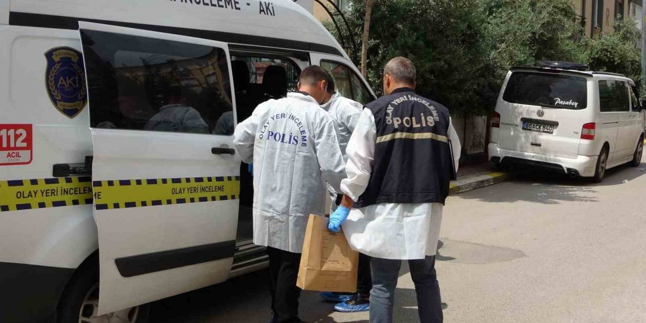Birlikte Alkol Aldığı Arkadaşları Tarafından Cansız Bedeni Bulundu