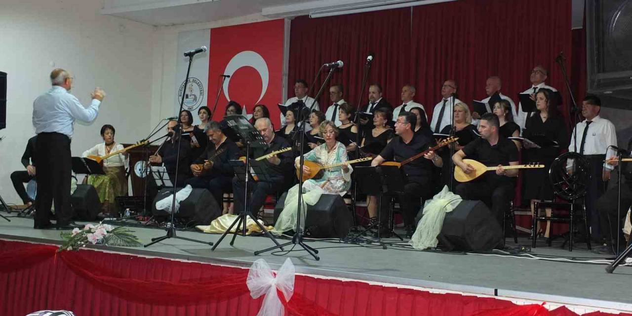 Halk Eğitim Merkezi Kursiyerleri Coşturdu