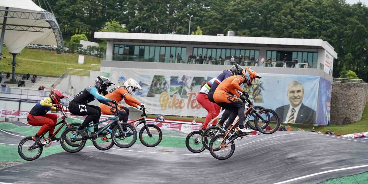 Bmx World Cup Heyecanı Devam Ediyor: Dünyanın En İyileri Vadide Pedal Çeviriyor