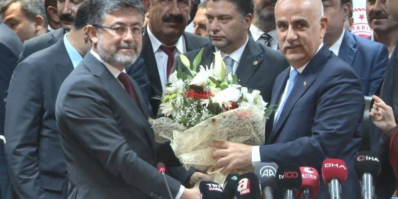 Tarım Ve Orman Bakanlığında Devir Teslim Töreni