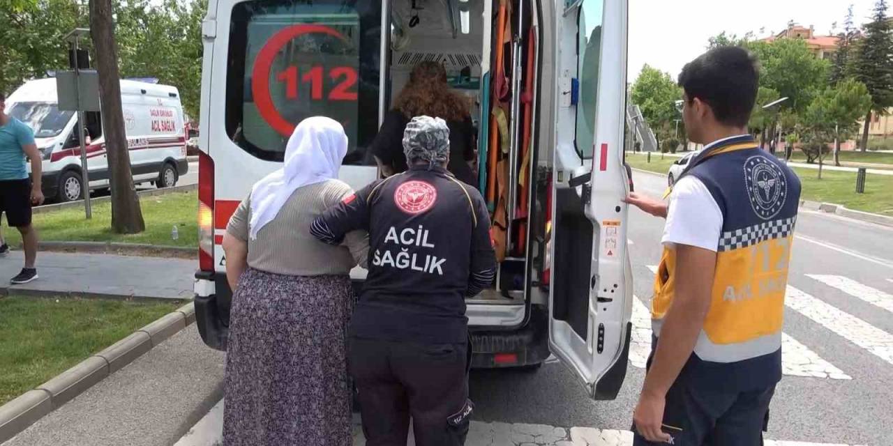 Elazığ’da Otomobilin Çarptığı Çocuk Yaralandı