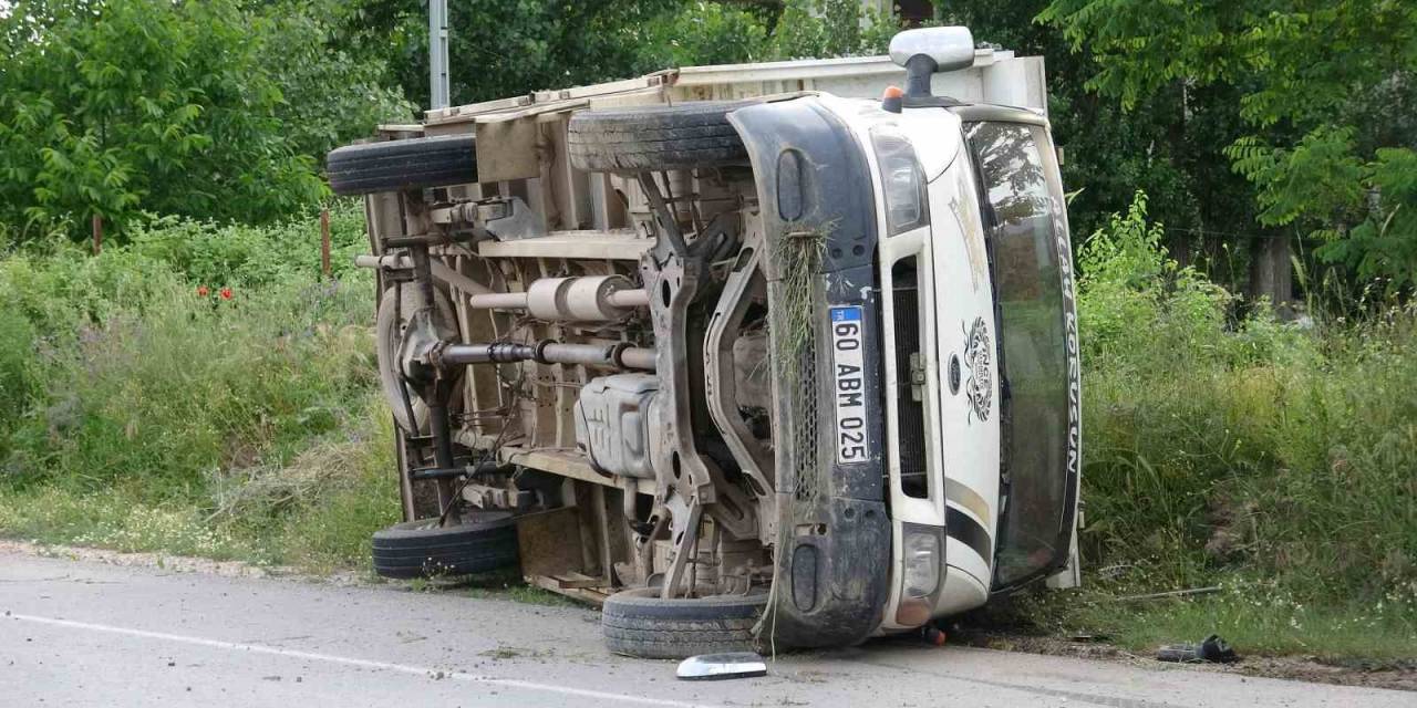 Tokat’ta Trafik Kazası: 1 Yaralı