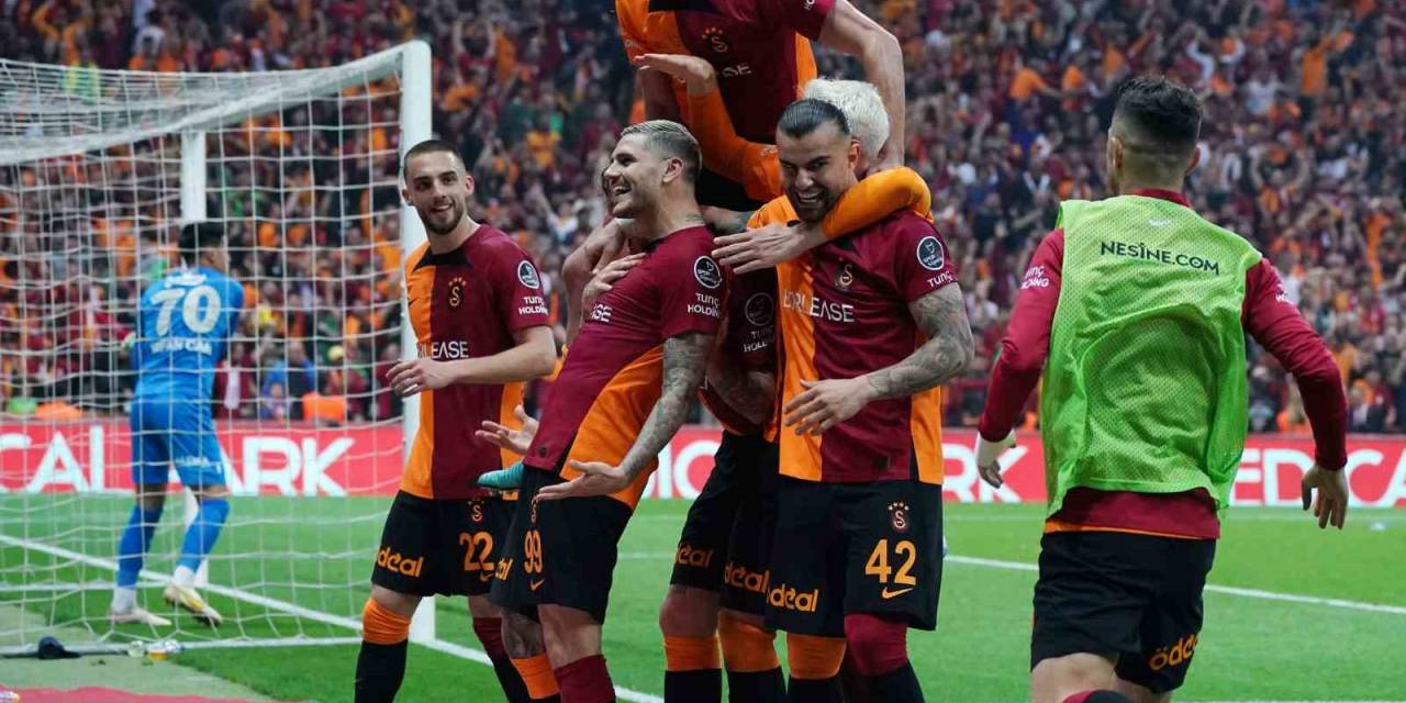 Galatasaray Bu Sezon İki Fenerbahçe Derbisini De Kazandı