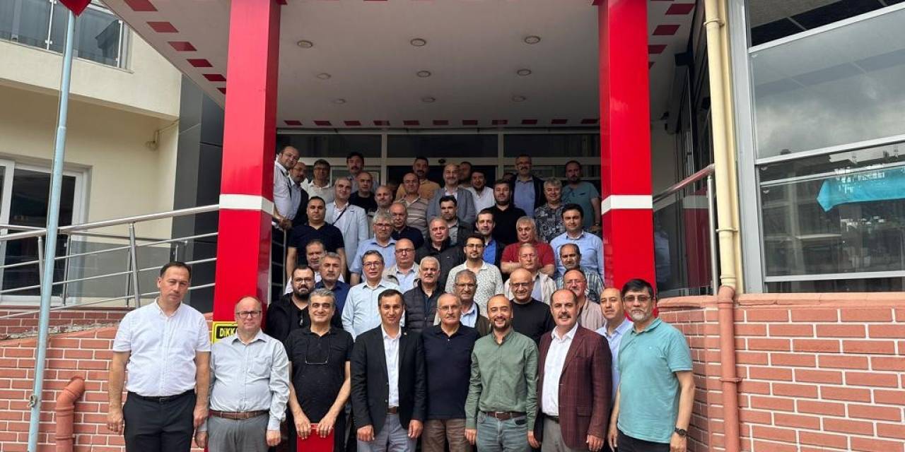 Salihli Eğitim Bir-sen’den Birlik Ve Beraberlik Kahvaltısı