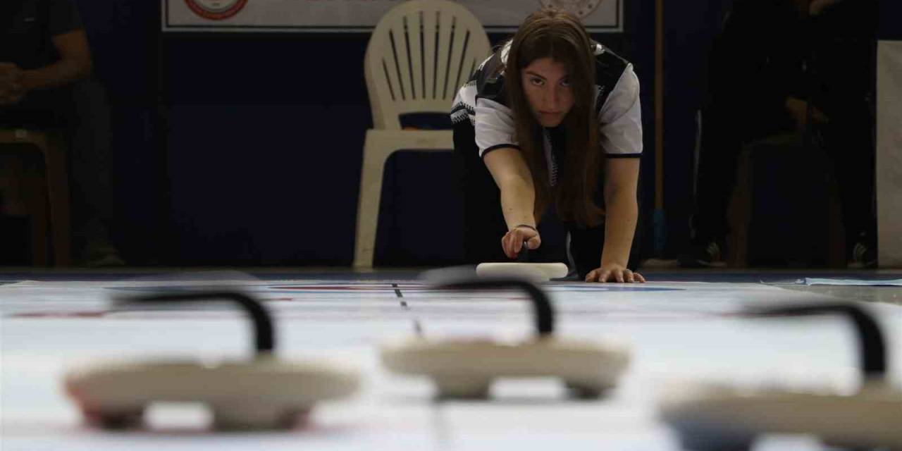Floor Curling Gençler Türkiye Şampiyonası Karaman’da Başladı
