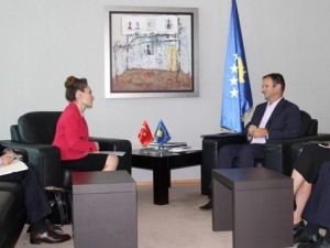 Büyükelçi Kılıç’tan Kosova Adalet Bakanı Kuçi’ye Ziyaret