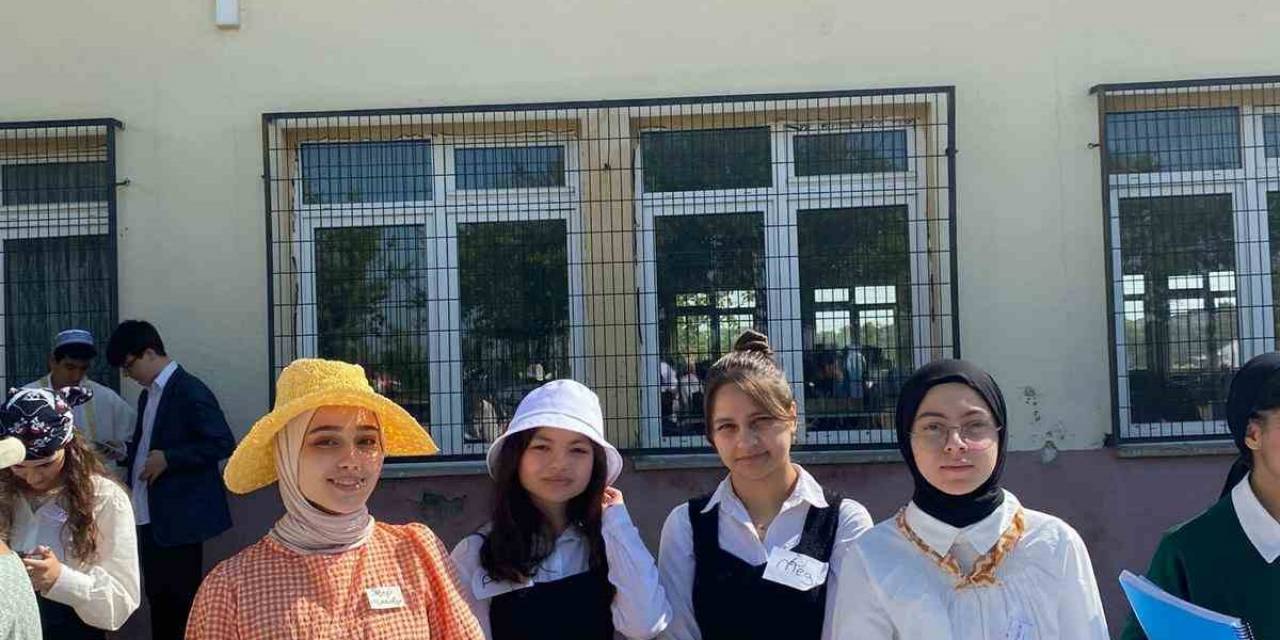 Ergene’de Öğrenciler Roman Kahramanlarını Canlandırdı