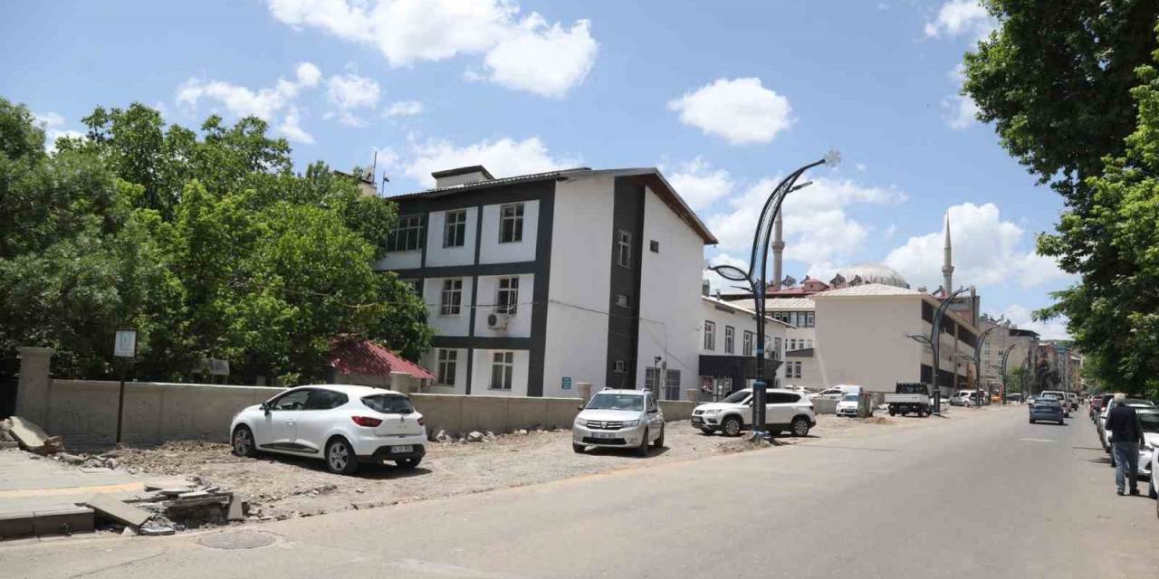 Başkan Arıkan, "bingöl’ün Çehresini Değiştirecek Önemli Projeler Yürütüyoruz"