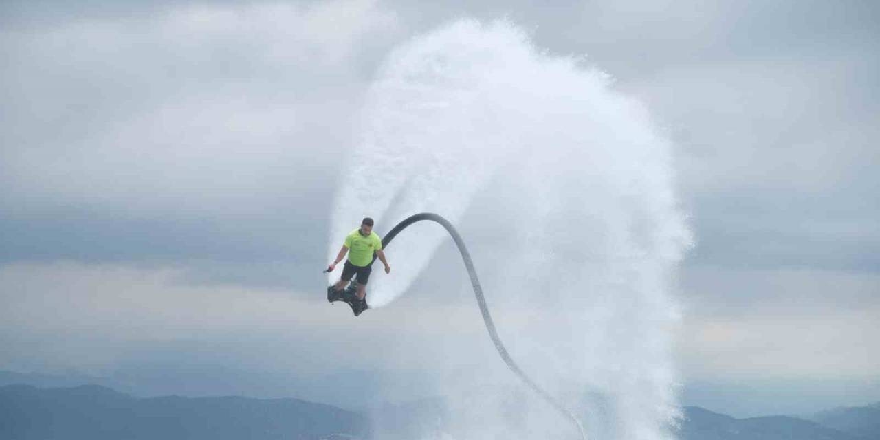 Su Jeti Ve Flyboard Şampiyonası Nefesleri Kesti