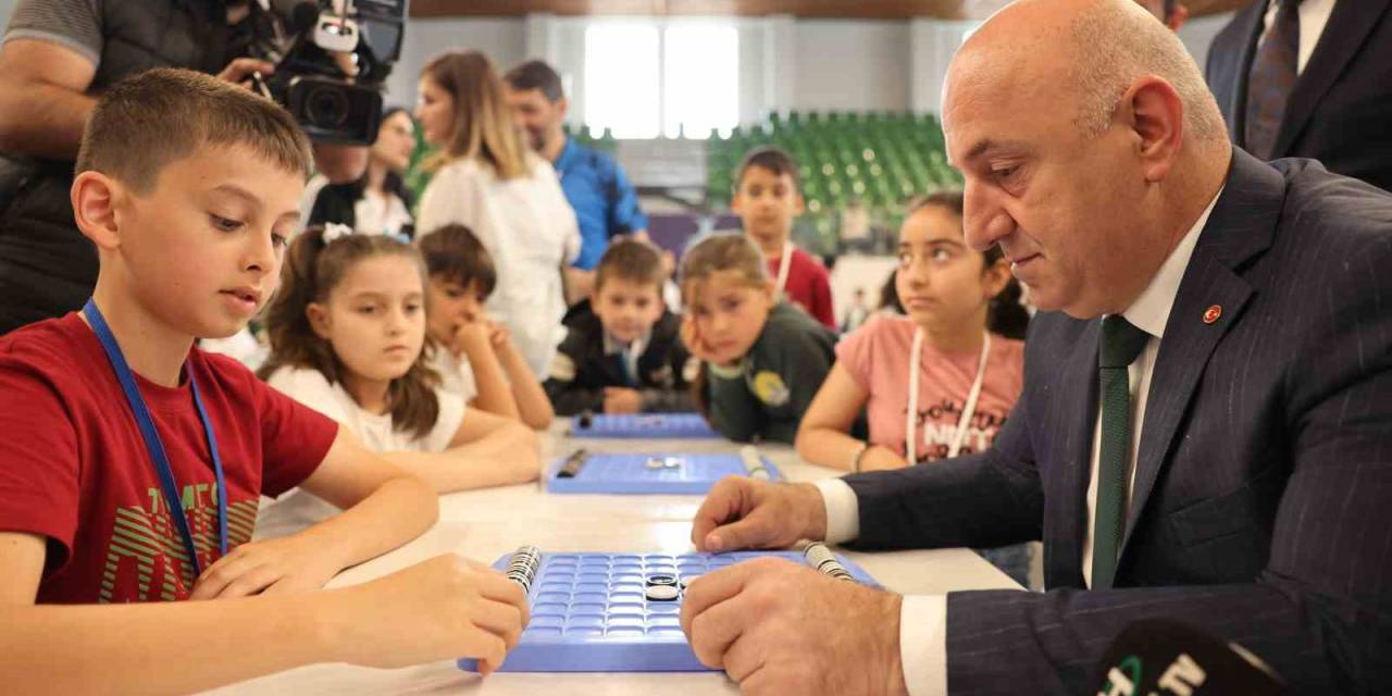 Darıca’da 4. Akıl Ve Zeka Oyunları Turnuvası Başladı