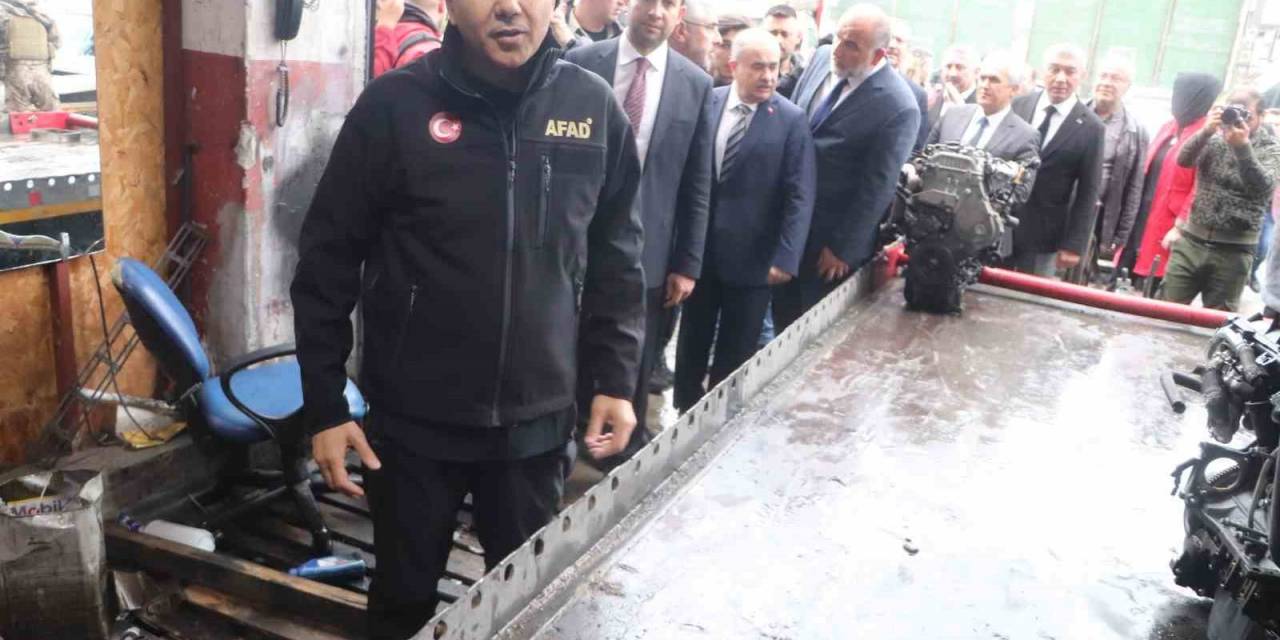 İçişleri Bakanı Yerlikaya: “yoğun Yağışlar Perşembe Günü Karadeniz’den Çıkacak”