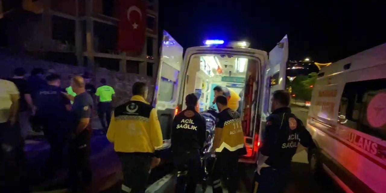 Kocaeli’de İki Motosiklet Çarpıştı: 2 Yaralı