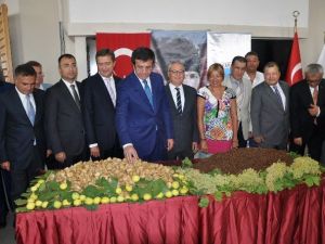 Nihat Zeybekci İzmir’de