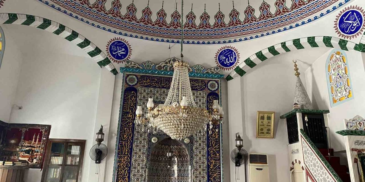 400 Yıllık Sanki Yedim Cami Hikayesiyle Ders Veriyor