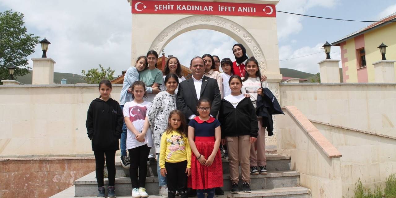 Namuslarını Korumak İçin Kuyuya Atlayan Şehit Kadınların Yaşadıkları Minik Elif Naz’ı Gözyaşlarına Boğdu