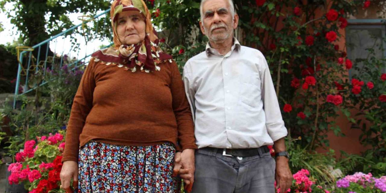 Yarım Asırlık Evliliklerini ’4s’ Modeline Borçlular