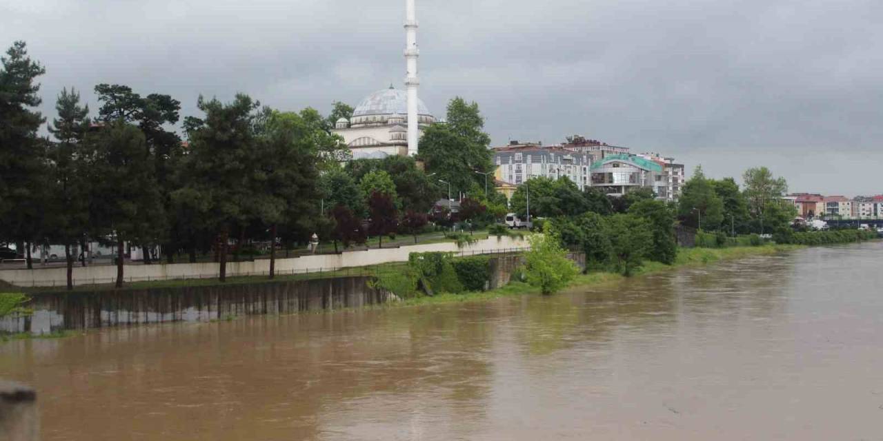 Samsun’a 207 Kilo Yağış Düştü