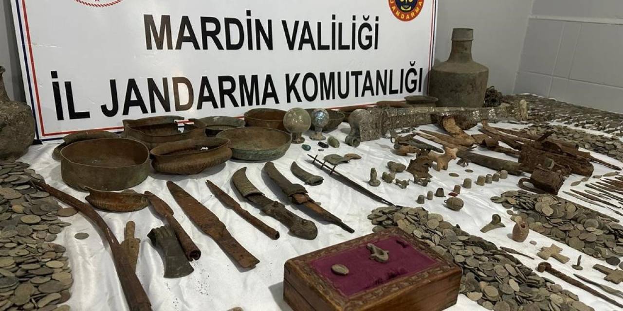 Mardin’de Tarihi Eser Operasyonu: Yaklaşık 22 Bin Parça Ele Geçirildi