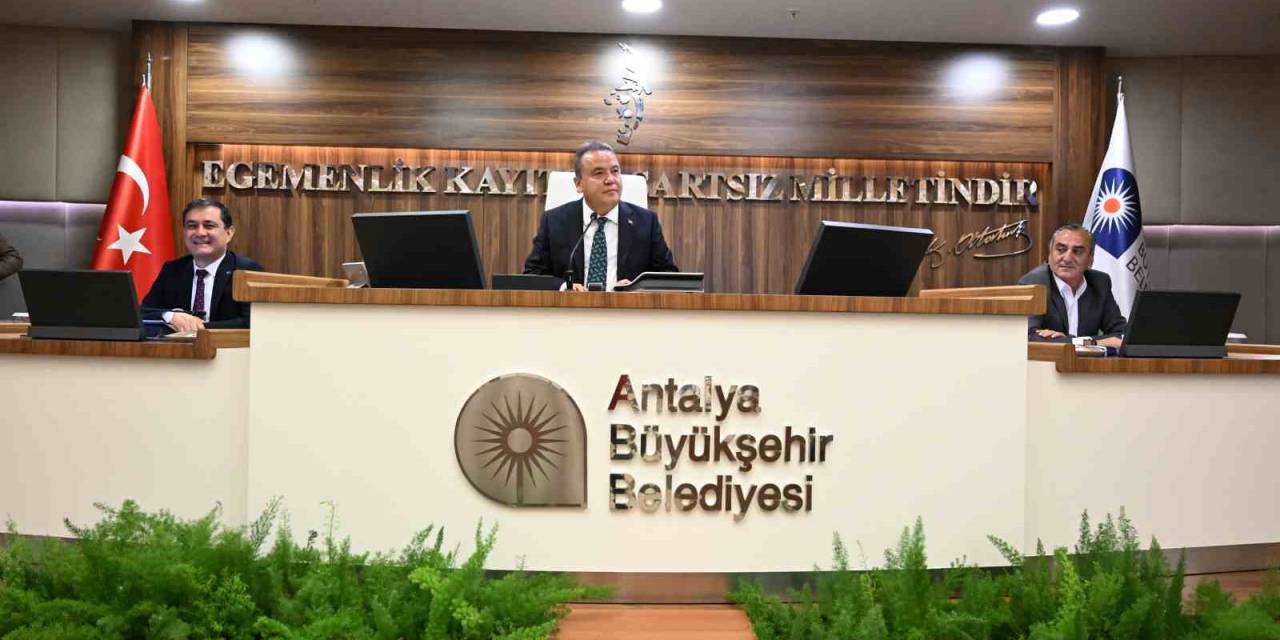 Başkan Böcek: “belediyeler Konaklama Vergisinden Pay Almalı”