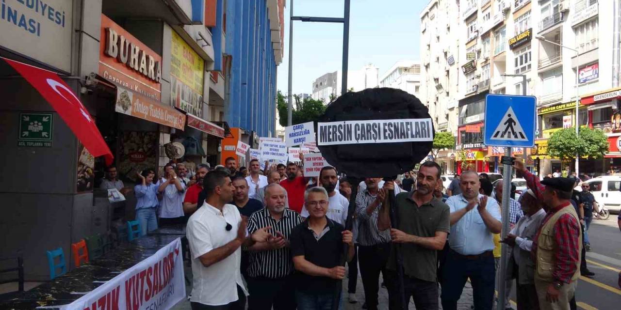 Mersin Çarşı Esnafı Dükkanlarının Yıkılmasını İstemiyor