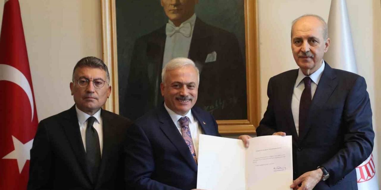 Kurtulmuş, Tbmm Başkanlığına Adaylık Başvurusunu Yaptı