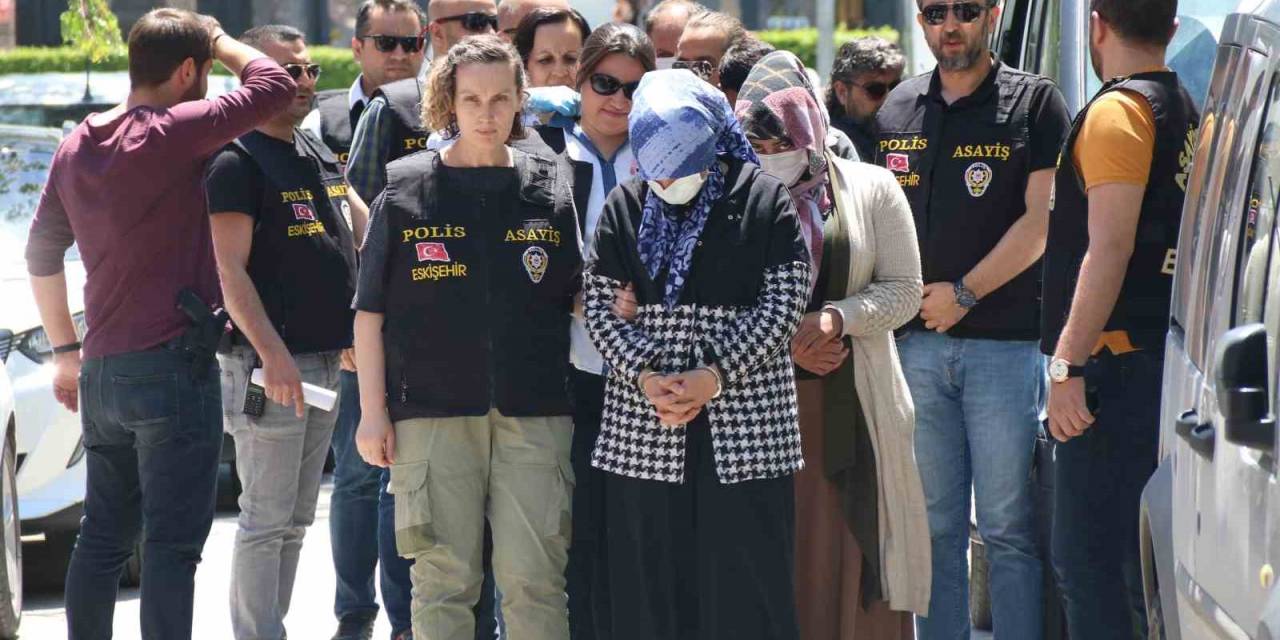 Eşini Öldürdüğü Gerekçesiyle Tutuklanan Esra Altay İfadesini Değiştirdi