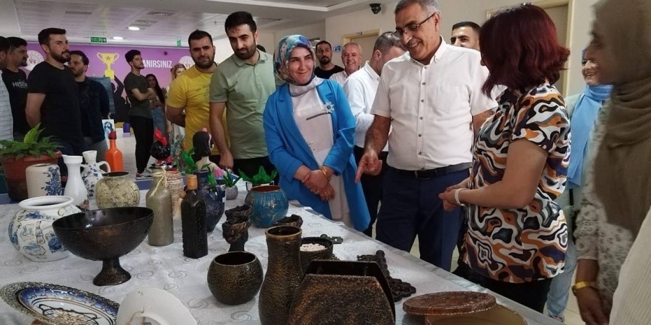 Batman’da El Sanatları Sergisine Yoğun İlgi