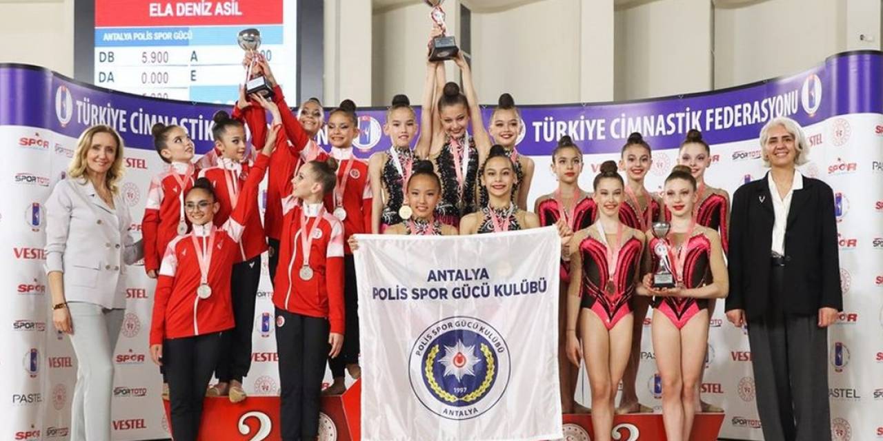 Antalyaspor’dan Cimnastikte İki Türkiye Derecesi