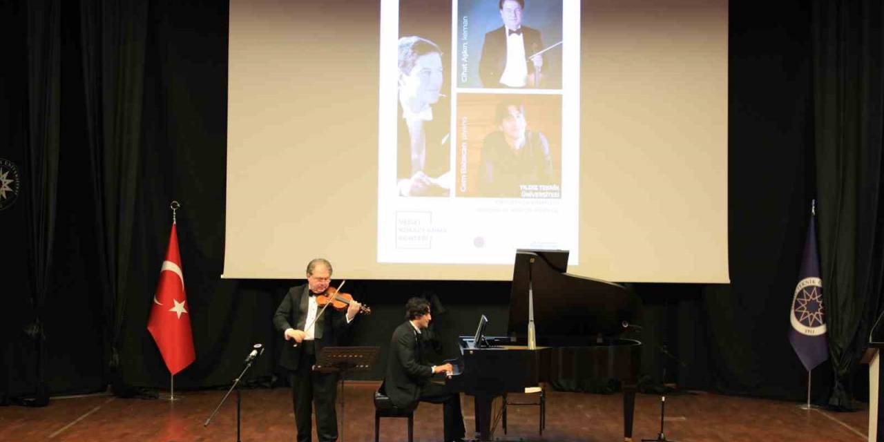 Piyano Virtüözü Ve Besteci Vedat Kosal Ölüm Yıldönümünde Anıldı