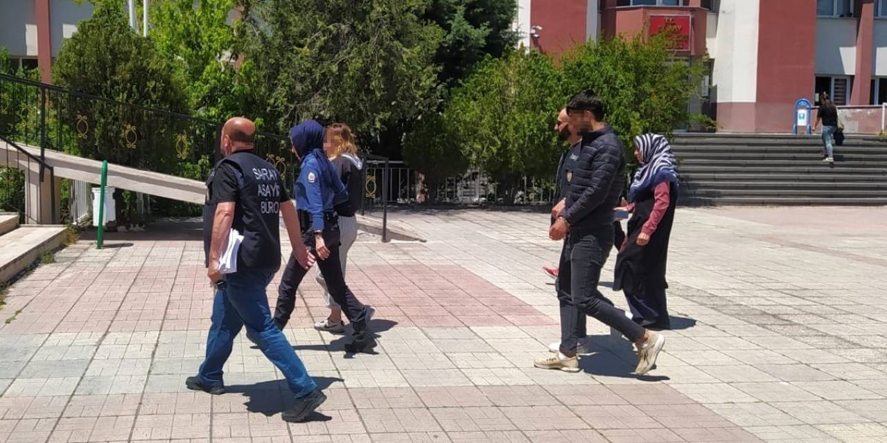 Şüphe Üzerine Durdurulan Kadın Torbacı Çıktı