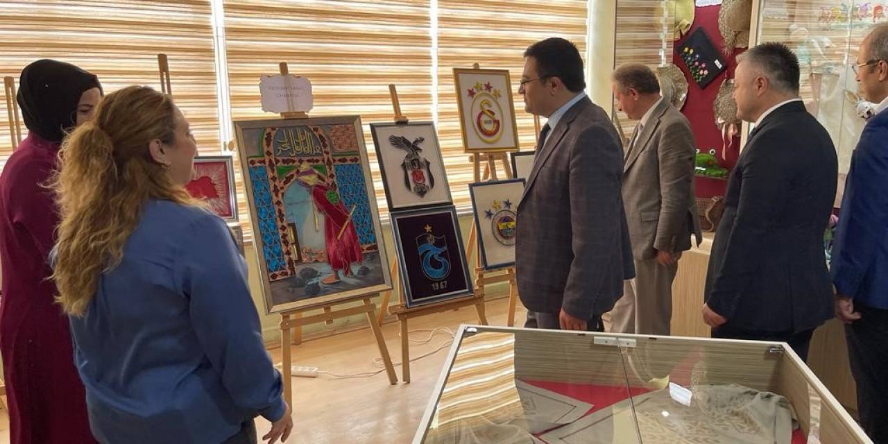 Alaçam’da Yıl Sonu Sergisi