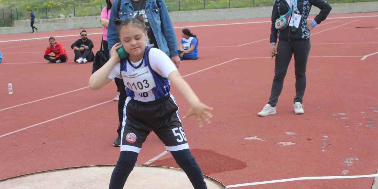 Özel Yetenekli Çocuklar Yarıştı