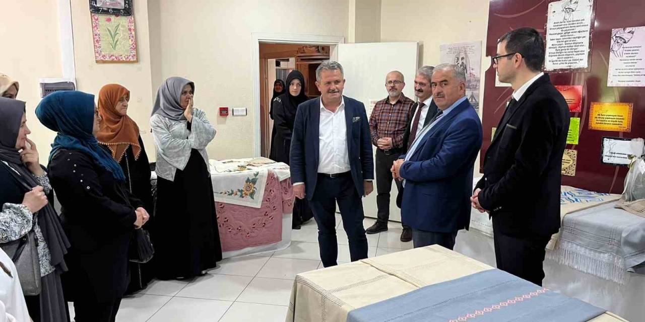 El Emeği Göz Nuru Eserler Sergileniyor
