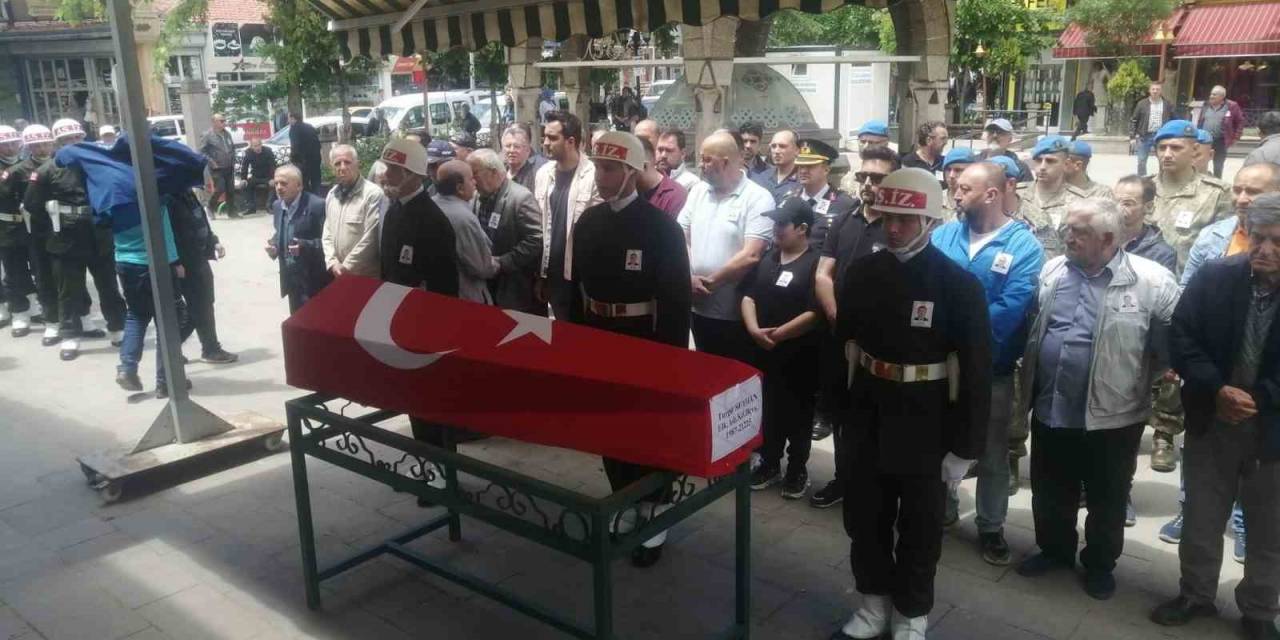 İlik Kanseri Tedavisi Gören Astsubay Başçavuş Hayatını Kaybetti