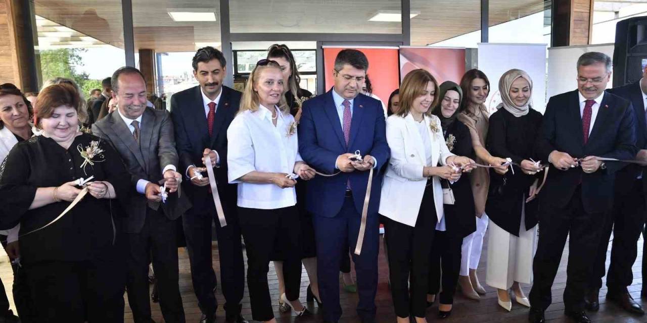 Olgunlaşma Enstitüsü Satış Mağazası Selimiye’nin Gölgesinde Açıldı