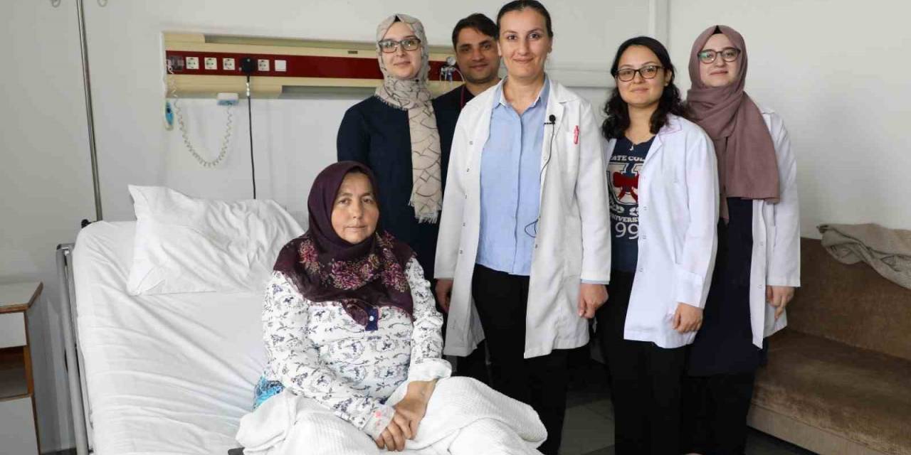 28 Yıllık Ameliyat Korkusunu Yenen Alime Coşar, Sağlığına Kavuştu