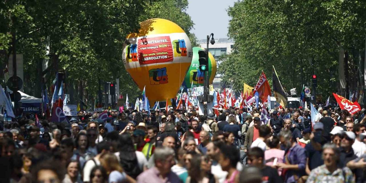 Fransa’da Emeklilik Reformu Protestosu: 14 Gözaltı